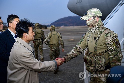 Defense chief vows firm readiness against all possible situations involving Mideast conflict