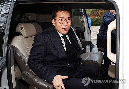 Former head of Seongdong district declares bid for Seoul mayor