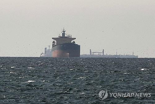 (LEAD) S. Korean currency rebounds from 17-yr low amid drop in oil prices