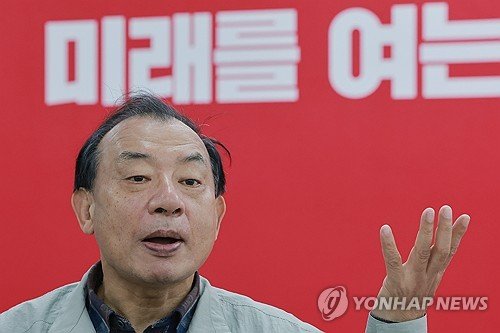 PPP official in charge of nomination for local elections rescinds resignation offer