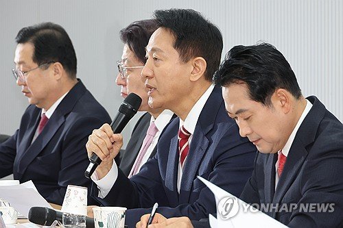 Seoul mayor not apply for PPP’s candidacy for June local elections